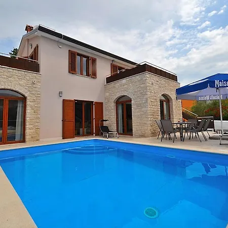 Stella Novigrad Istria